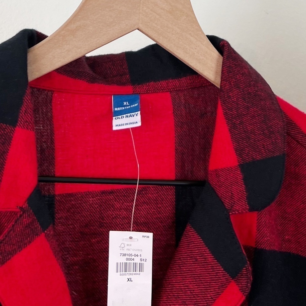 Old Navy Red and Black Buffalo Plaid Pajama Set - Picture 4 of 6